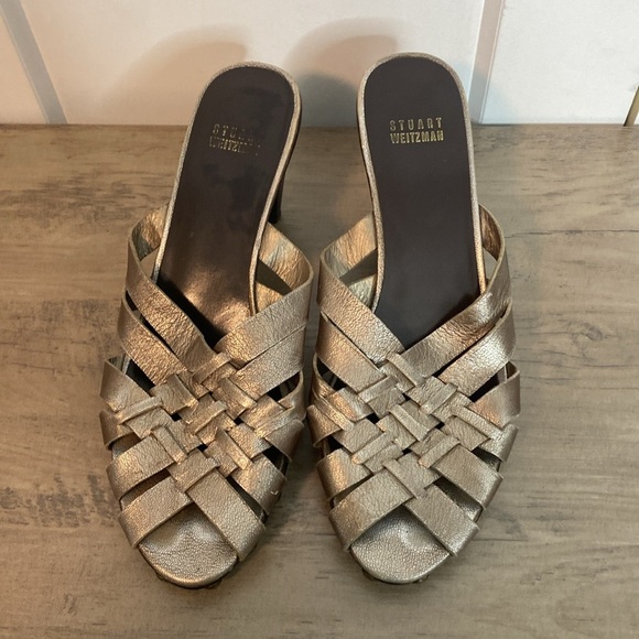 Stuart Weitzman | Dark Bronze Leather Woven Heeled Sandals - Clog Stud Style - 8 - Picture 3 of 8